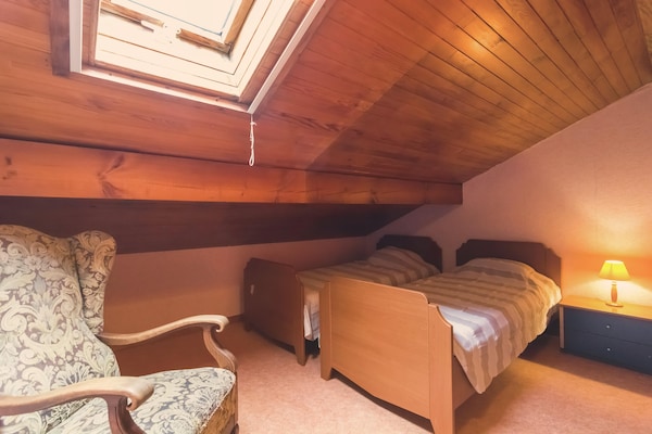 Foto van Vakantiehuis met zwembad - Vakantiehuis in Ste-Eulalie en Born - BedRoom