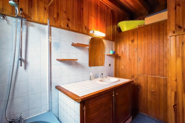 Foto van Vakantiehuis met zwembad - Vakantiehuis in Ste-Eulalie en Born - BathRoom
