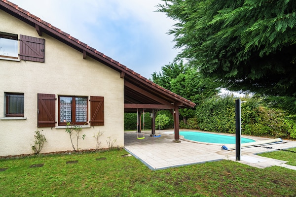 Foto van Vakantiehuis met zwembad - Vakantiehuis in Ste-Eulalie en Born - PoolOfHouse