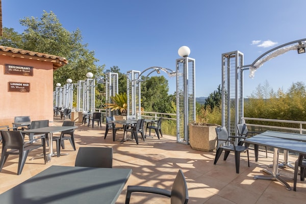 Foto van Vakantiehuis in Callian voor 8 gasten - Vakantiehuis in CALLIAN (VAR) - ParkFacilities
