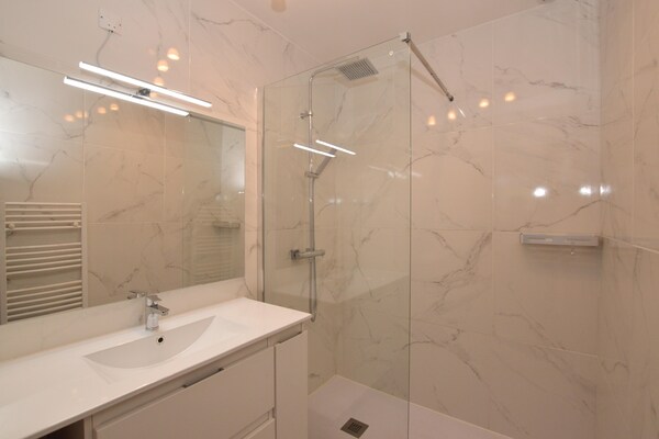 Foto van Familie-retraite in Thédirac - Vakantiehuis in Thedirac - BathRoom