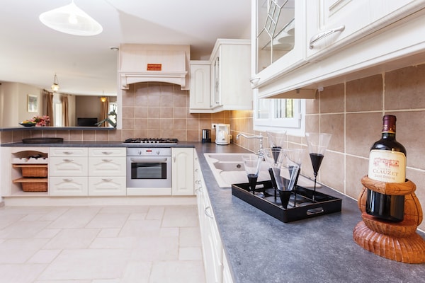 Foto van Villa in Cazals met zwembad en meer in de buurt - Vakantiehuis in Cazals - Kitchen