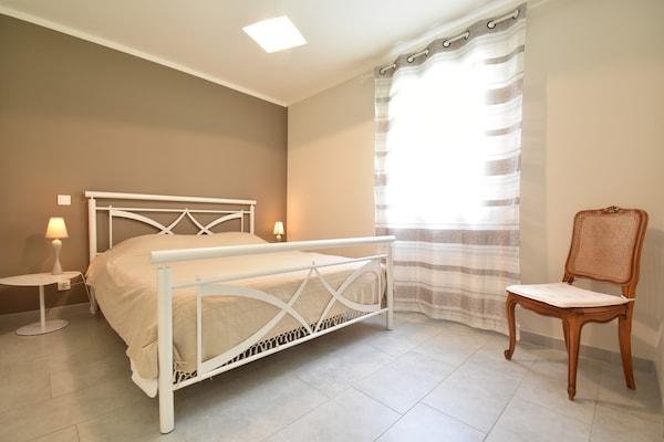 Foto van Vakantiehuis met privé zwembad in Montcléra - Vakantiehuis in Montcléra - BedRoom