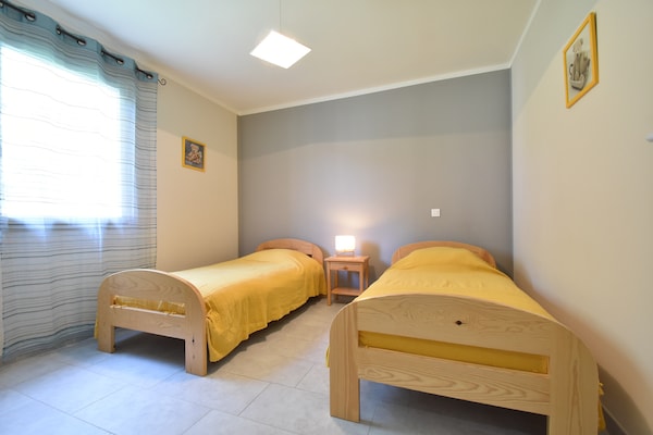 Foto van Vakantiehuis met privé zwembad in Montcléra - Vakantiehuis in Montcléra - BedRoom