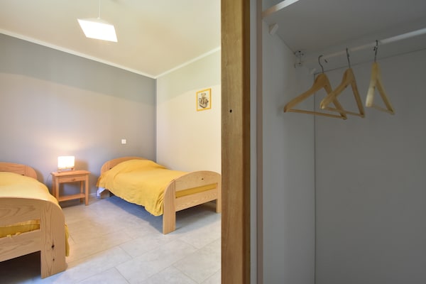 Foto van Vakantiehuis met privé zwembad in Montcléra - Vakantiehuis in Montcléra - BedRoom