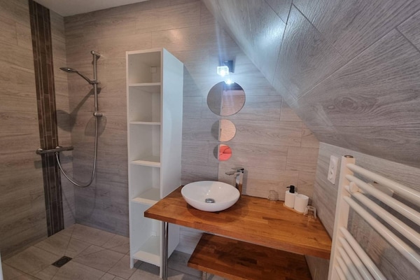 Foto van Prachtig gerenoveerde villa voor 10 gasten - Vakantiehuis in Couzou - BathRoom