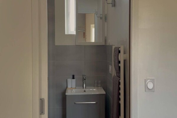 Foto van Prachtig gerenoveerde villa voor 10 gasten - Vakantiehuis in Couzou - BathRoom