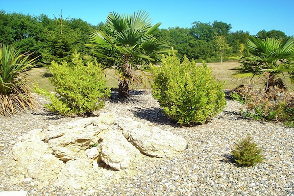 Foto van Panoramische villa aan het zwembad - Vakantiehuis in La Croix-Blanche - Ambiance