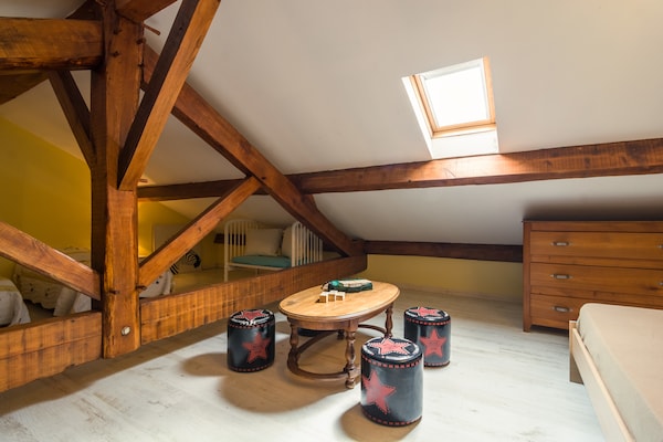 Foto van Blanquefort Natuurverblijf - Vakantiehuis in Blanquefort-Sur-Briolance - RecreationRoom