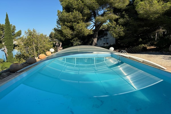 Foto van Villa met privézwembad en jeu de boulesbaan - Vakantiehuis in Sanary-sur-Mer - PoolOfHouse