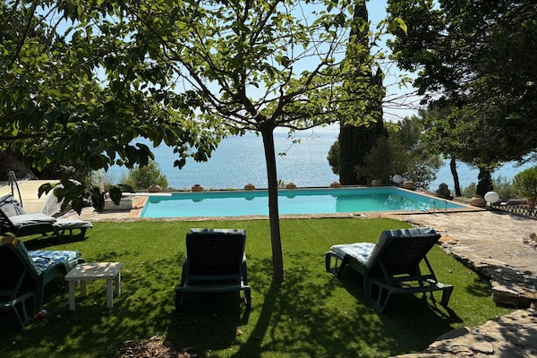 Foto van Villa met privézwembad en jeu de boulesbaan - Vakantiehuis in Sanary-sur-Mer - PoolOfHouse