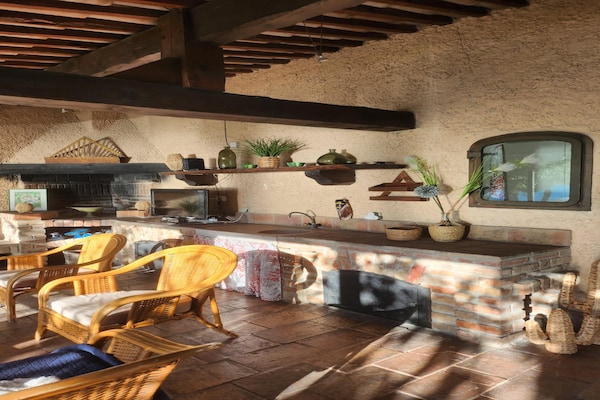 Foto van Villa met privézwembad en jeu de boulesbaan - Vakantiehuis in Sanary-sur-Mer - LivingRoom