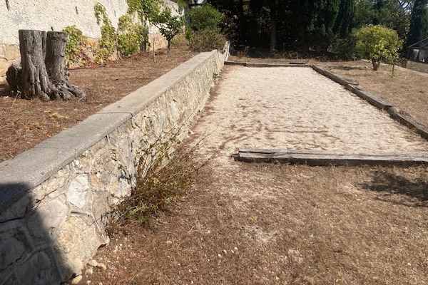 Foto van Villa met privézwembad en jeu de boulesbaan - Vakantiehuis in Sanary-sur-Mer - GardenSummer