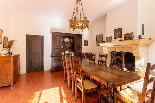 Foto van Gezellig vakantiehuis met privé zwembad - Vakantiehuis in Brue-Auriac - DiningRoom