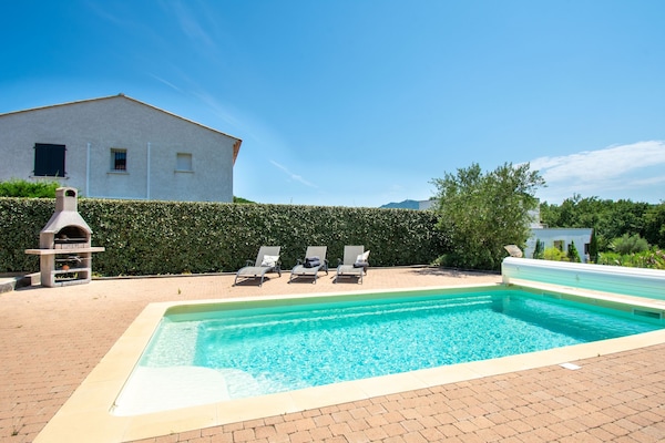 Foto van Vakantiehuis in Le Plan-de-la-Tour met Zwembad - Vakantiehuis in Le Plan-De-La-Tour - PoolOfHouse