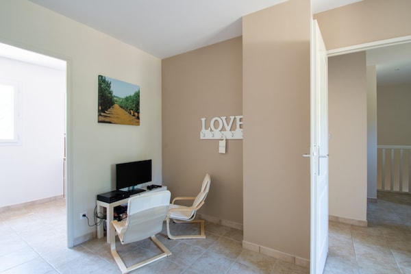 Foto van Vakantiehuis in Le Plan-de-la-Tour met Zwembad - Vakantiehuis in Le Plan-De-La-Tour - BedRoom