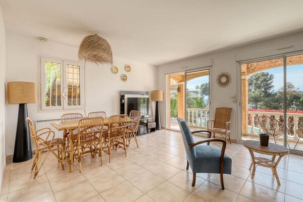 Foto van Huis aan Côte d'Azur met Zwembad - Vakantiehuis in Bormes-les-Mimosas - Untagged