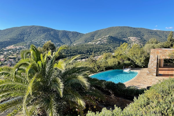 Foto van Villa in Cavalaire met Zeezicht & Zwembad - Vakantiehuis in Cavalaire sur Mer - PoolOfHouse