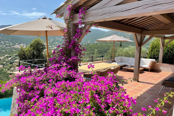 Foto van Villa in Cavalaire met Zeezicht & Zwembad - Vakantiehuis in Cavalaire sur Mer - TerraceBalcony