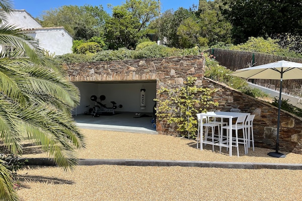 Foto van Villa in Cavalaire met Zeezicht & Zwembad - Vakantiehuis in Cavalaire sur Mer - ExteriorSummer