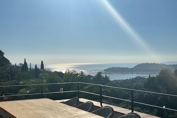 Foto van Villa in Cavalaire met Zeezicht & Zwembad - Vakantiehuis in Cavalaire sur Mer - ViewSummer