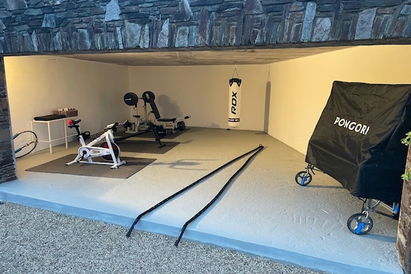 Foto van Villa in Cavalaire met Zeezicht & Zwembad - Vakantiehuis in Cavalaire sur Mer - gym