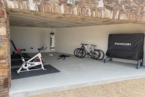 Foto van Villa in Cavalaire met Zeezicht & Zwembad - Vakantiehuis in Cavalaire sur Mer - gym