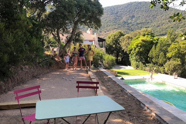 Foto van Villa in Cavalaire-sur-Mer met uitzicht op zee - Vakantiehuis in Cavalaire-sur-Mer - GardenSummer