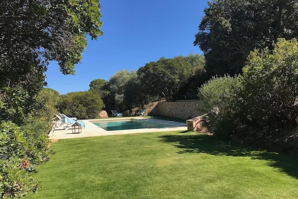 Foto van Villa in Cavalaire-sur-Mer met uitzicht op zee - Vakantiehuis in Cavalaire-sur-Mer - GardenSummer
