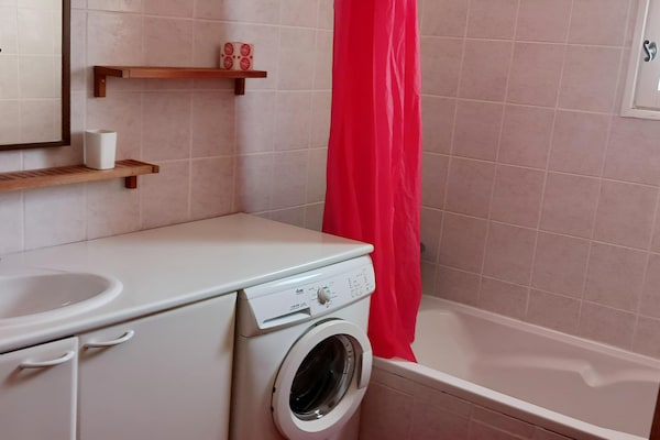 Foto van Villa met privézwembad, tuin en panoramisch - Vakantiehuis in Draguignan - BathRoom