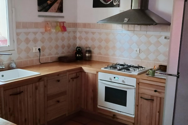 Foto van Villa met privézwembad, tuin en panoramisch - Vakantiehuis in Draguignan - Kitchen