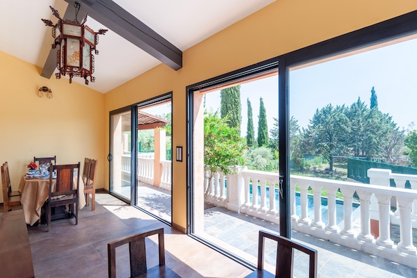 Foto van Villa in Callian met verwarmd zwembad en golf - Vakantiehuis in CALLIAN - DiningRoom