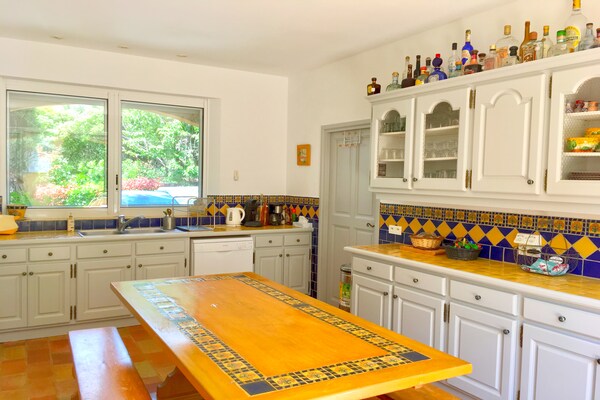 Foto van Vakantiehuis in La Croix-Valmer bij Strand - Vakantiehuis in La Croix-Valmer - Kitchen