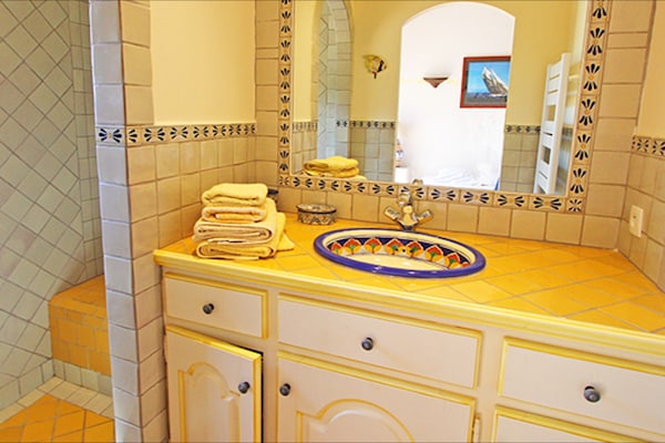 Foto van Vakantiehuis in La Croix-Valmer bij Strand - Vakantiehuis in La Croix-Valmer - BathRoom