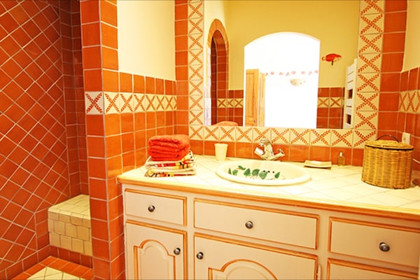 Foto van Vakantiehuis in La Croix-Valmer bij Strand - Vakantiehuis in La Croix-Valmer - BathRoom