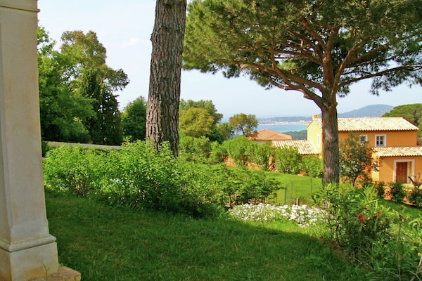 Foto van Vakantiehuis in La Croix-Valmer bij Strand - Vakantiehuis in La Croix-Valmer - GardenSummer