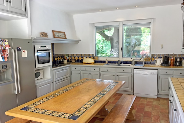 Foto van Vakantiehuis in La Croix-Valmer bij Strand - Vakantiehuis in La Croix-Valmer - Kitchen