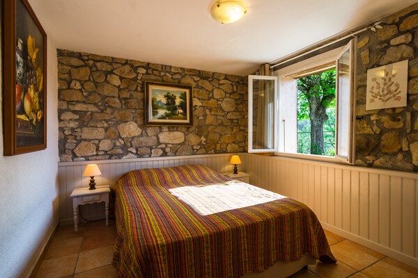 Foto van Provençaals huis in Seillans met zwembad - Vakantiehuis in Seillans - BedRoom