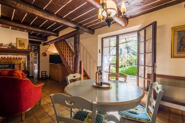 Foto van Provençaals huis in Seillans met zwembad - Vakantiehuis in Seillans - DiningRoom