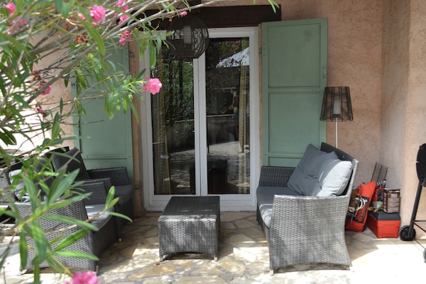 Foto van Vakantiehuis in Fayence met privézwembad - Vakantiehuis in Fayence - TerraceBalcony