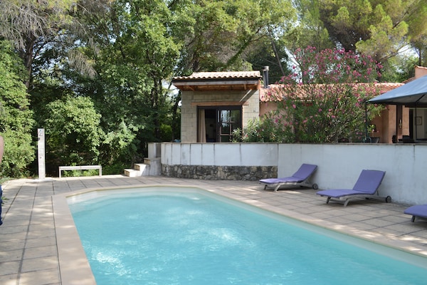 Foto van Vakantiehuis in Fayence met privézwembad - Vakantiehuis in Fayence - ExteriorSummer
