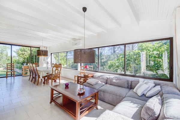 Foto van Zeer mooie villa in Lorgues met zwembad - Vakantiehuis in Lorgues - LivingRoom