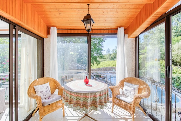 Foto van Zeer mooie villa in Lorgues met zwembad - Vakantiehuis in Lorgues - DiningRoom