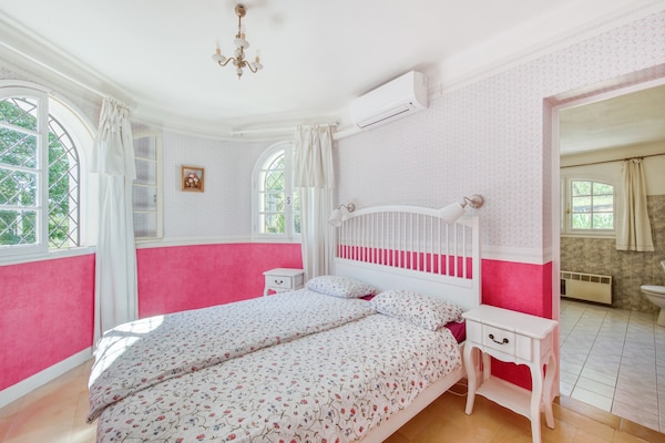 Foto van Zeer mooie villa in Lorgues met zwembad - Vakantiehuis in Lorgues - BedRoom