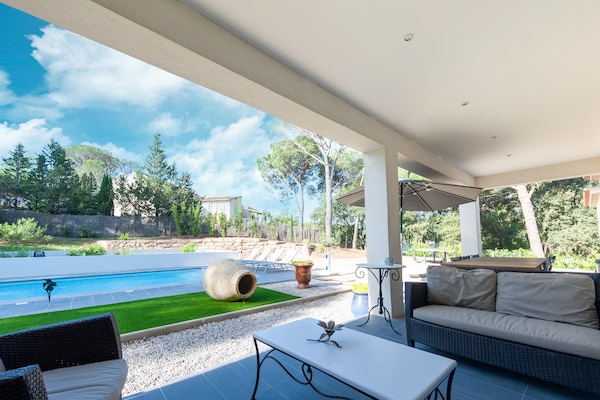 Foto van Villa in Vidauban bij Sainte Maxime Strand - Vakantiehuis in Vidauban - TerraceBalcony