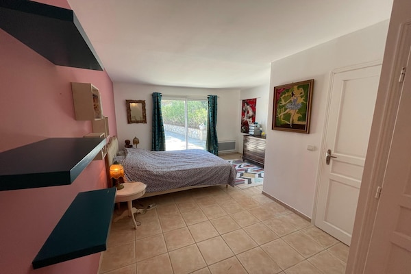 Foto van Villa in Vidauban met Zwembad en BBQ - Vakantiehuis in Vidauban - BedRoom