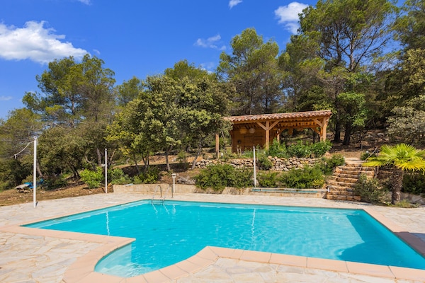 Foto van Voormalige schaapskooi met zwembad in Cotignac - Vakantiehuis in Cotignac - PoolOfHouse