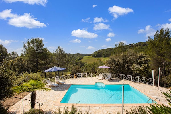 Foto van Voormalige schaapskooi met zwembad in Cotignac - Vakantiehuis in Cotignac - PoolOfHouse