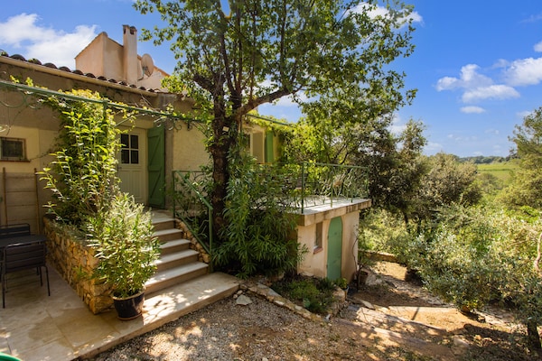 Foto van Voormalige schaapskooi met zwembad in Cotignac - Vakantiehuis in Cotignac - GardenSummer