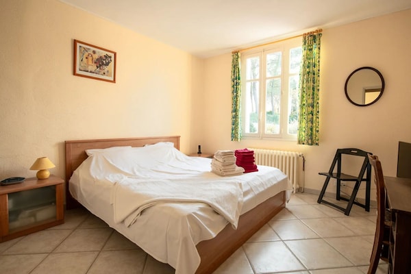 Foto van Villa Christine, met zwembad en uitzicht - Vakantiehuis in Carcès - BedRoom